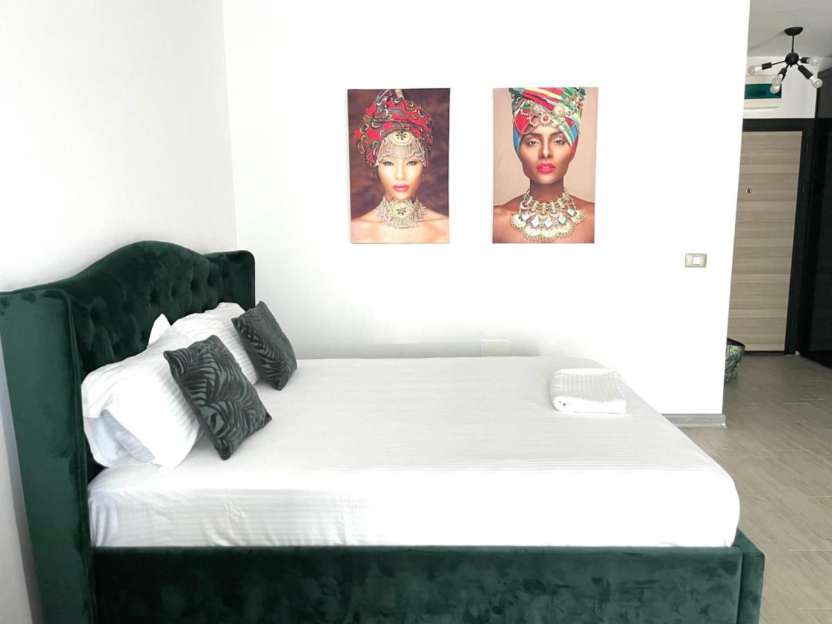 Nicolas By Alezzii Beach Apartament Studio Navodari Luaran gambar
