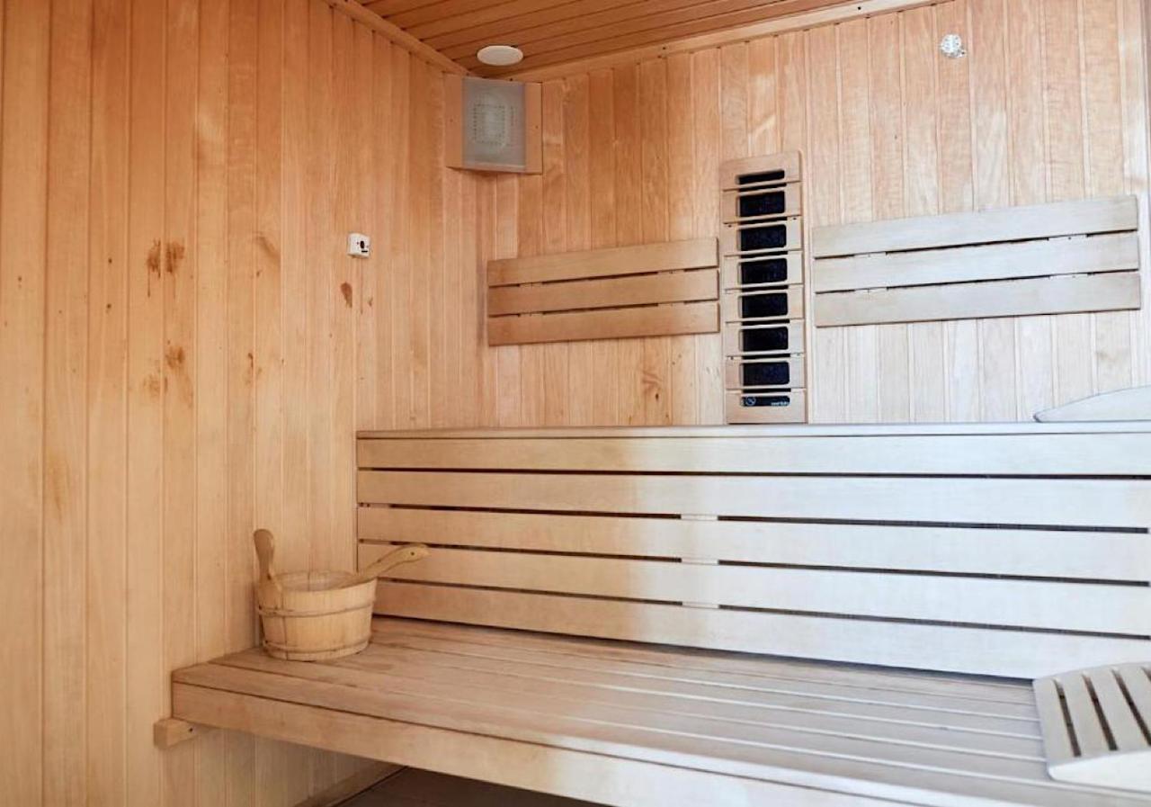 Nicolas By Alezzii Beach Apartament Studio Navodari Luaran gambar